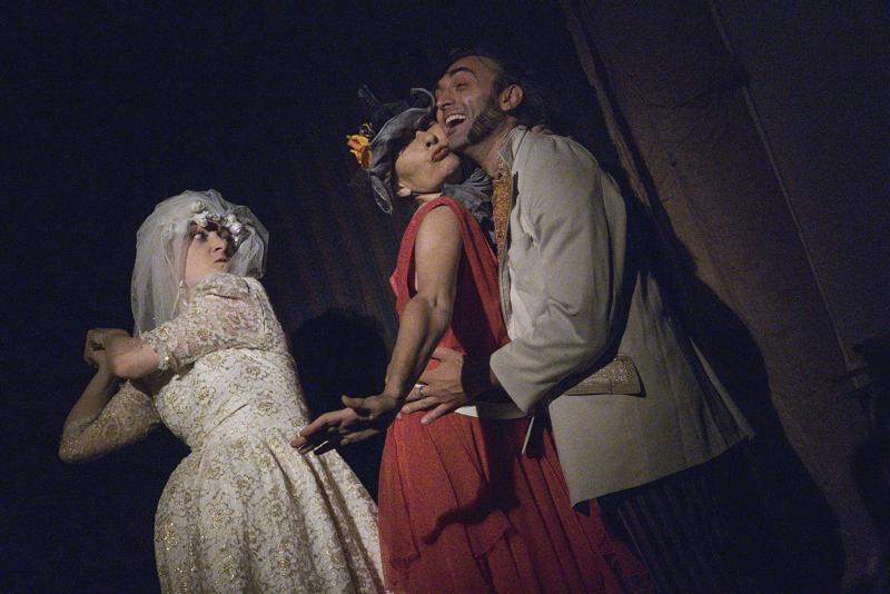 Teatro-Cucina, torna lo spettacolo cult che pure Bregovich e Salvatores… Teatro-Cucina, torna lo spettacolo cult che pure Bregovich e Salvatores…