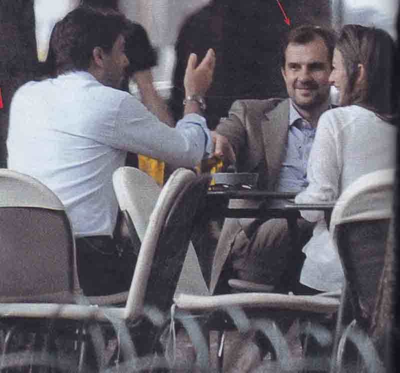 Andrea Agnelli e Deniz Akalin, ecco il primo bacio Andrea Agnelli e Deniz Akalin, ecco il primo bacio