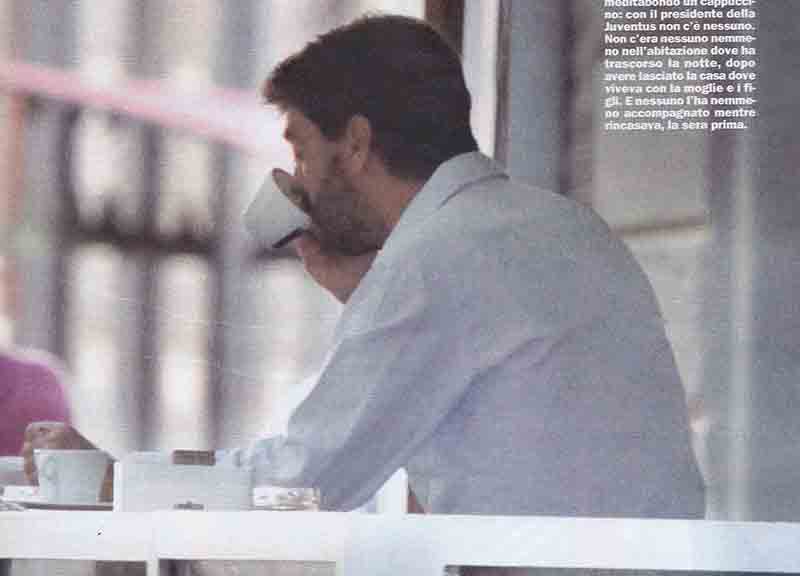Andrea Agnelli e Deniz Akalin, ecco il primo bacio Andrea Agnelli e Deniz Akalin, ecco il primo bacio