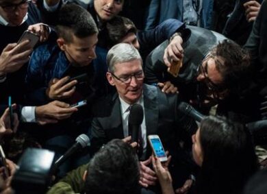 Tim Cook, Ceo di Apple, in Bocconi: “Ambiente nell’agenda delle aziende”