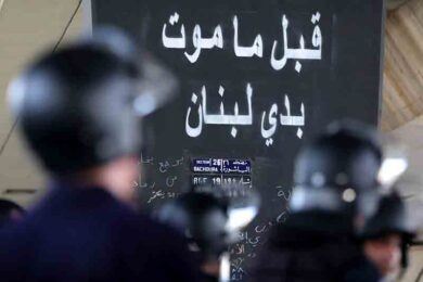 Kamikaze a Beirut: decine di persone morte