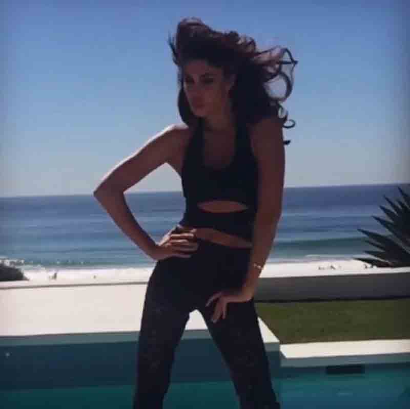 Lucarelli-Morandi cacciati da Belen Rodriguez Lucarelli-Morandi cacciati da Belen Rodriguez