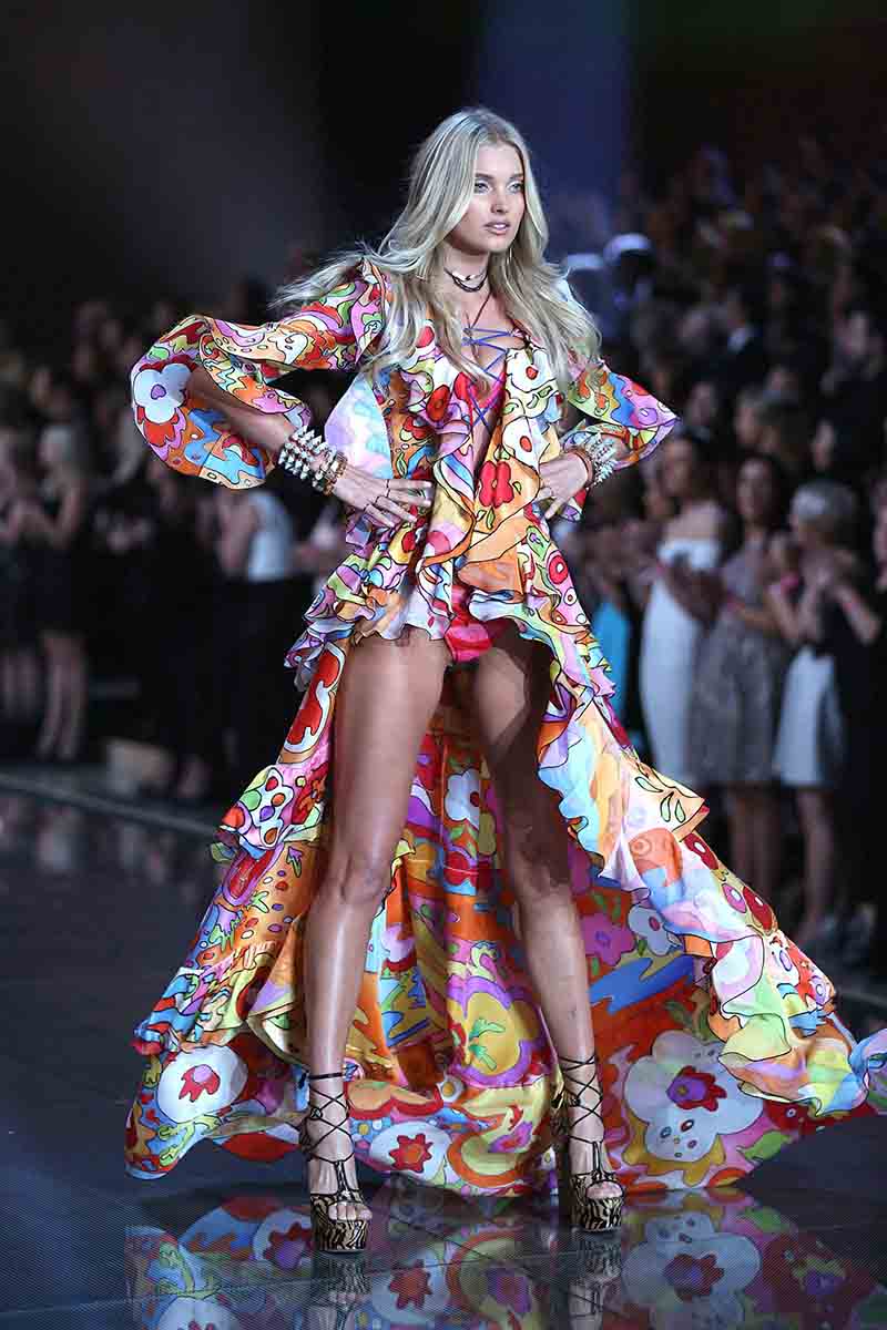 Sfilata Victoria’s Secret, le bellissime modelle in passerella Sfilata Victoria’s Secret, le bellissime modelle in passerella