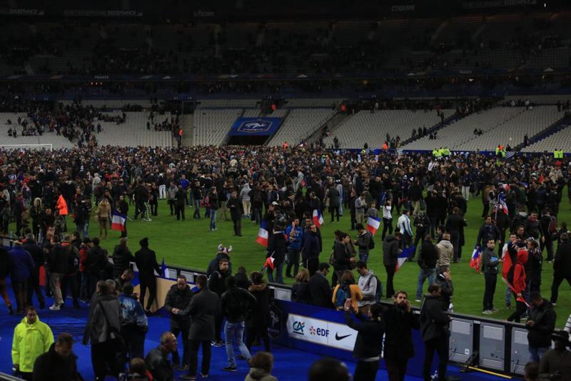 Parigi, Oscar Damiani allo stadio: “In salvo grazie a una porta aperta” Parigi, Oscar Damiani allo stadio: “In salvo grazie a una porta aperta”