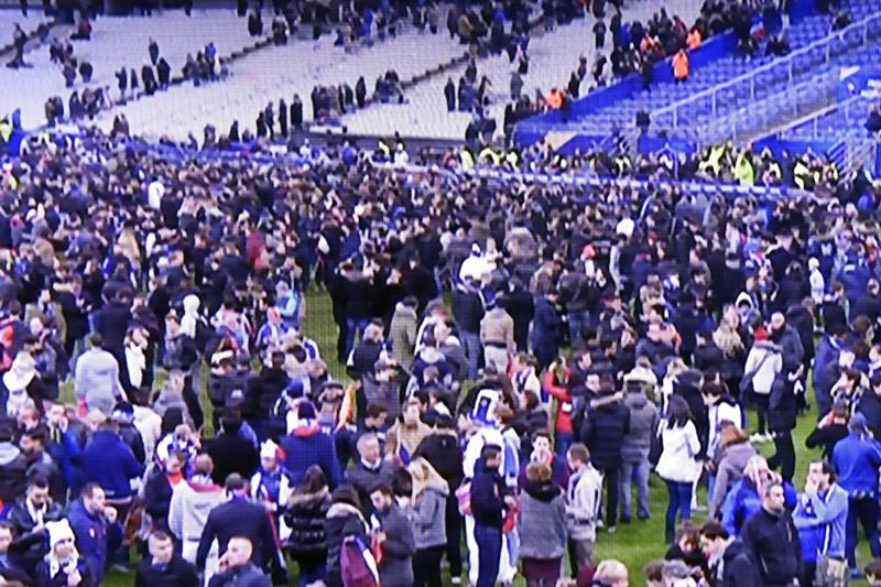 Parigi, Stade France: “Kamikaze con biglietto fermato all’ingresso” Parigi, Stade France: “Kamikaze con biglietto fermato all’ingresso”