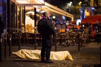 Parigi/ Paniccia: “Europa, Usa e Russia si uniscano contro l’Isis”