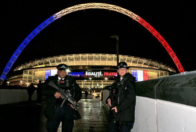 Wembley brividi, Inghilterra-Francia e 90mila a cantare la Marsigliese Wembley brividi, Inghilterra-Francia e 90mila a cantare la Marsigliese