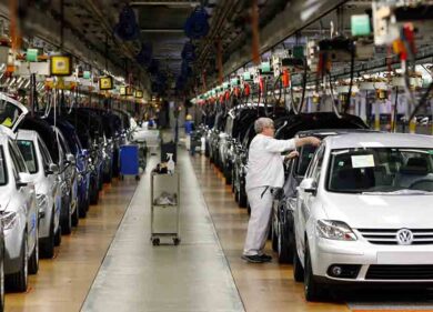 Auto 2, Volkswagen vendite a picco. A ottobre -5,3% rispetto al 2014