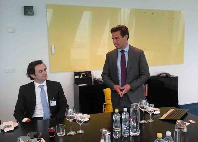 Saxo Bank pensa all’Ipo e in Italia lancia la sfida a Fineco Saxo Bank pensa all’Ipo e in Italia lancia la sfida a Fineco