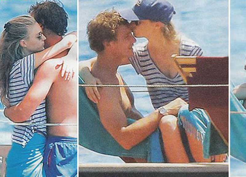 Beatrice Borromeo e Pierre Casiraghi al balcone da marito e moglie. FOTO Beatrice Borromeo e Pierre Casiraghi al balcone da marito e moglie. FOTO