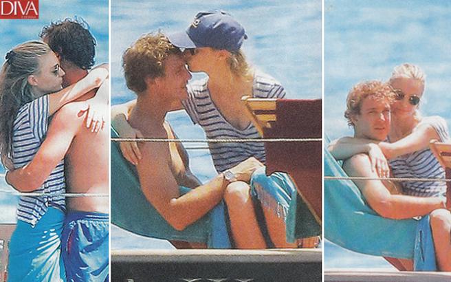 Beatrice Borromeo e Pierre Casiraghi al balcone da marito e moglie. FOTO Beatrice Borromeo e Pierre Casiraghi al balcone da marito e moglie. FOTO