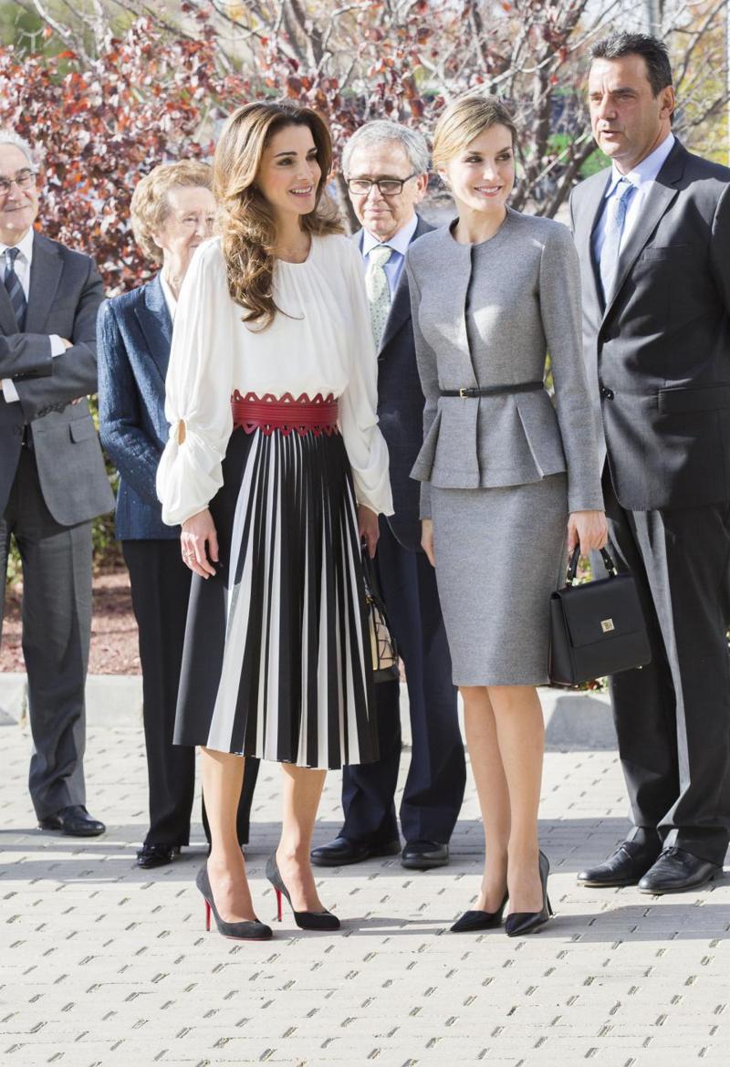 Letizia di Spagna e Rania di Giordania: eleganze reali a confronto. FOTO