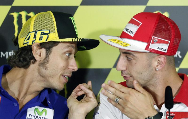 Valentino Rossi elimina Jorge Lorenzo e Marquez da… Valentino Rossi elimina Jorge Lorenzo e Marquez da…