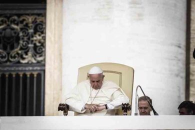 Vatileaks, sarà un processo flash ai corvi. Chaouqui: “Solo bugie, io non ho paura”