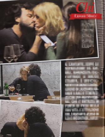 Renga, coccole e amore con Diana Poloni dopo l’addio con Ambra. Le foto Renga, coccole e amore con Diana Poloni dopo l’addio con Ambra. Le foto