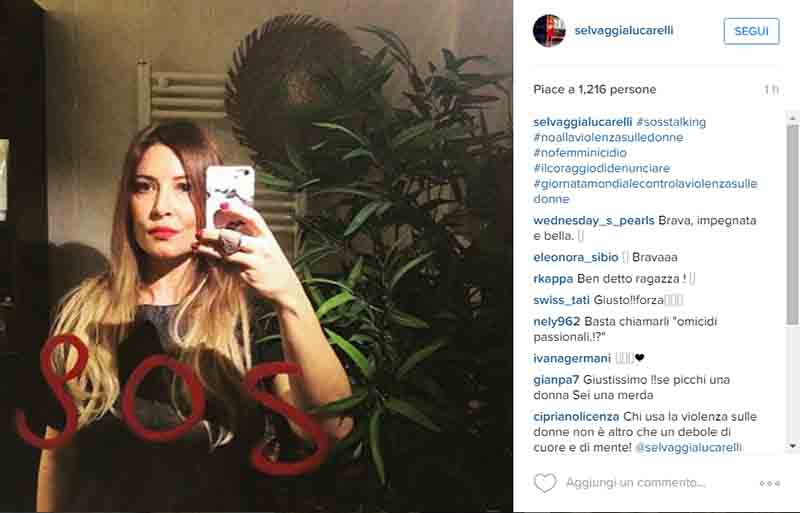 Violenza contro le donne, Selvaggia Lucarelli e gli altri in campo. Foto Violenza contro le donne, Selvaggia Lucarelli e gli altri in campo. Foto