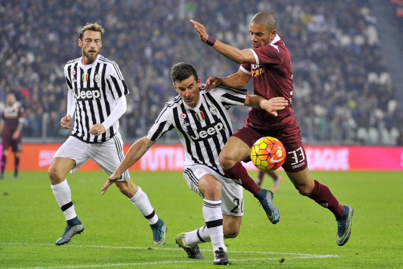 Torino, rinnova anche Bruno Peres. Cairo ha blindato mezza squadra Torino, rinnova anche Bruno Peres. Cairo ha blindato mezza squadra