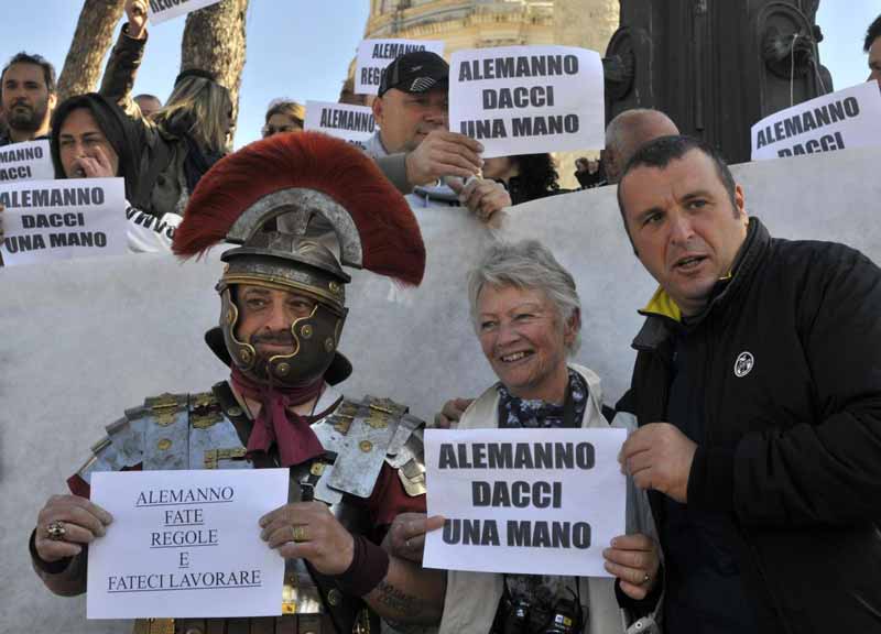 I Centurioni sono fuorilegge. Il pugno duro del Prefetto Tronca I Centurioni sono fuorilegge. Il pugno duro del Prefetto Tronca