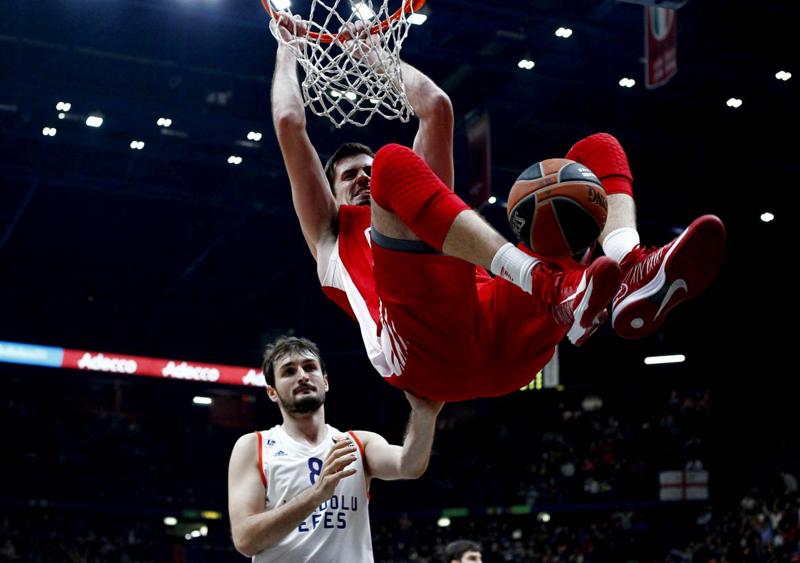 Olimpia Milano trascinata da un devastante McLean: piegato l’Efes Olimpia Milano trascinata da un devastante McLean: piegato l’Efes