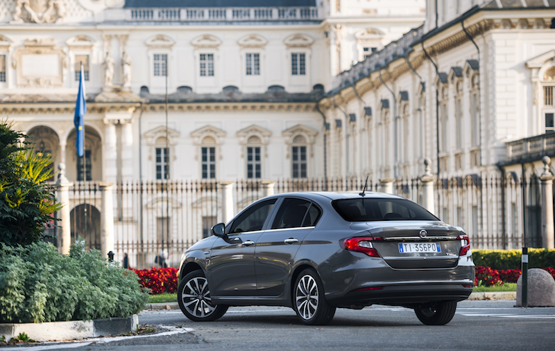 FIAT NUOVA TIPO, il piacere di guida ha trovato la sua dimensione FIAT NUOVA TIPO, il piacere di guida ha trovato la sua dimensione