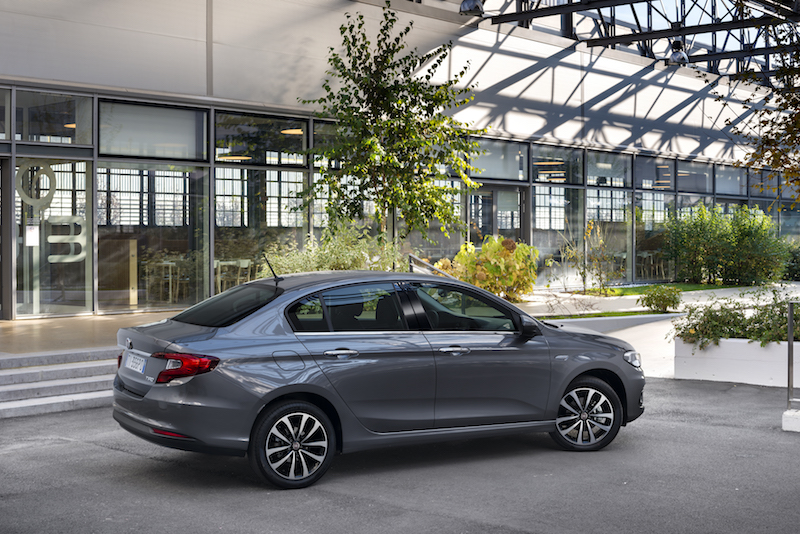 FIAT NUOVA TIPO, il piacere di guida ha trovato la sua dimensione FIAT NUOVA TIPO, il piacere di guida ha trovato la sua dimensione