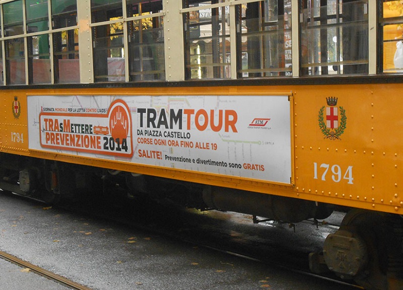 Aids, informazioni e preservativi gratis sul tram Asa Aids, informazioni e preservativi gratis sul tram Asa