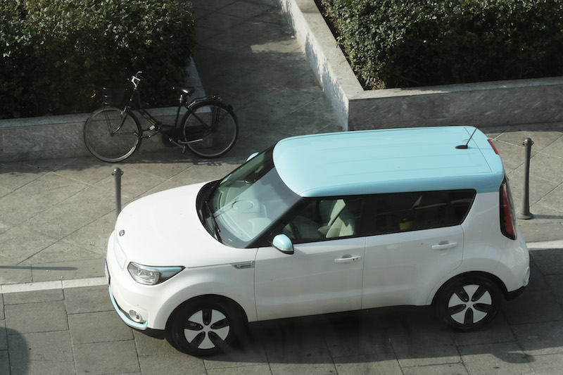 Kia Soul ECO-eletric, zero emissioni, e riscopri il piacere della guida Kia Soul ECO-eletric, zero emissioni, e riscopri il piacere della guida