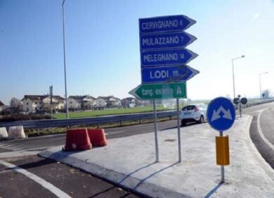 Teem, opere connesse: tris di aperture