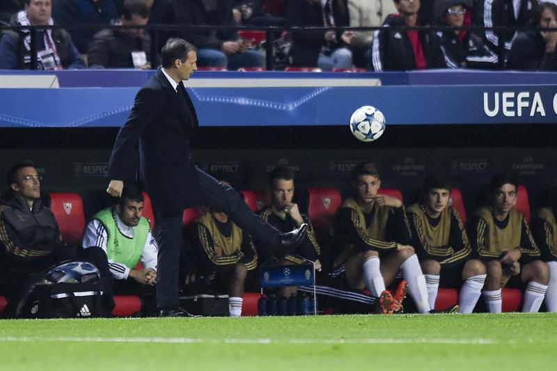 Champions, Juve flop a Siviglia. Allegri: “Contava passare il girone”