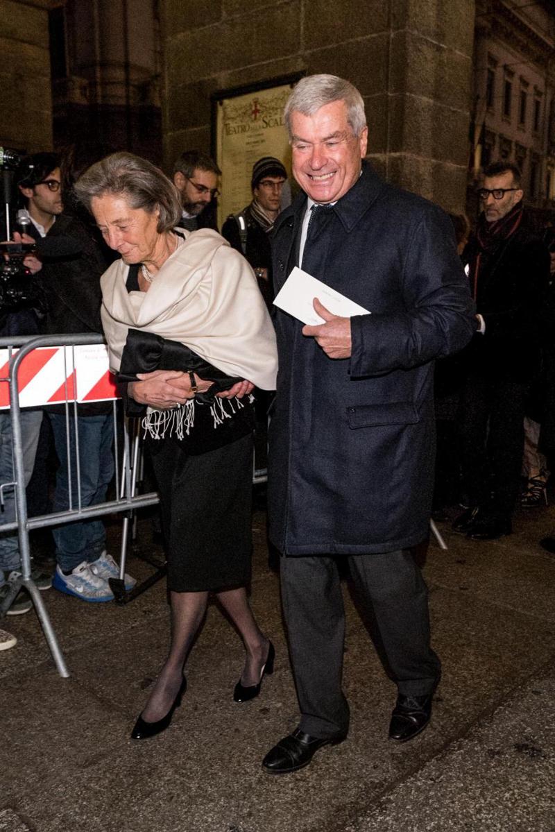 Vip, banchieri, aspiranti sindaci. Ecco chi c’era alla “Prima”. FOTO Vip, banchieri, aspiranti sindaci. Ecco chi c’era alla “Prima”. FOTO