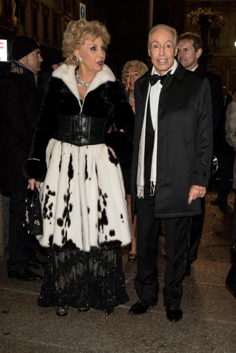 Vip, banchieri, aspiranti sindaci. Ecco chi c’era alla “Prima”. FOTO Vip, banchieri, aspiranti sindaci. Ecco chi c’era alla “Prima”. FOTO