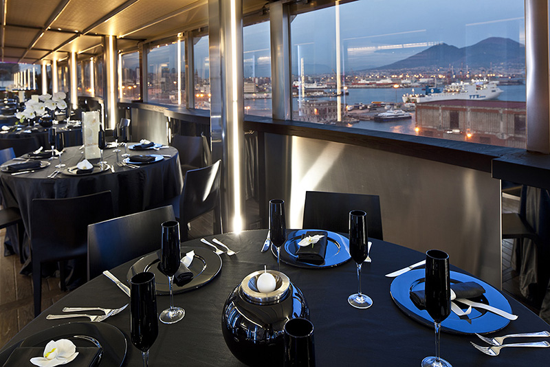 Feste a Napoli: tradizione, cultura e relax con stile