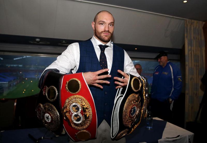 “Le donne dovrebbero stare in cucina”: Tyson Fury scatena un caos “Le donne dovrebbero stare in cucina”: Tyson Fury scatena un caos