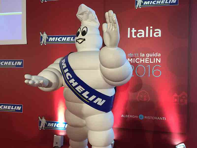 Michelin 2016, i ristoranti tristellati restano otto: ecco quali sono Michelin 2016, i ristoranti tristellati restano otto: ecco quali sono