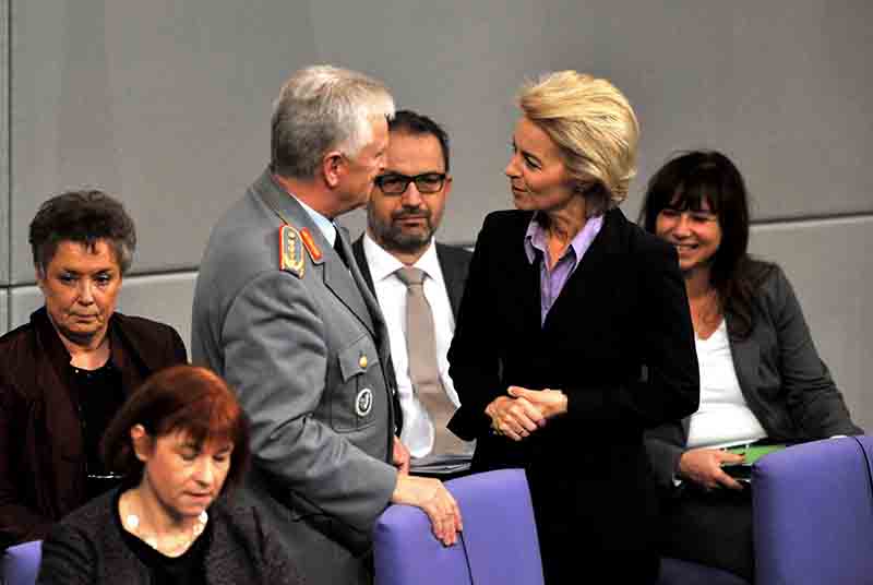 Merkel: “Niente tetto sui migranti. E’ in gioco la mia credibilità” Merkel: “Niente tetto sui migranti. E’ in gioco la mia credibilità”