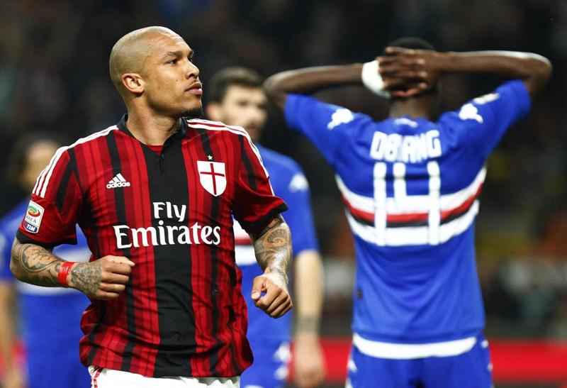 Milan, De Jong: “Futuro? Ho tre anni di contratto”. E Honda… Milan, De Jong: “Futuro? Ho tre anni di contratto”. E Honda…