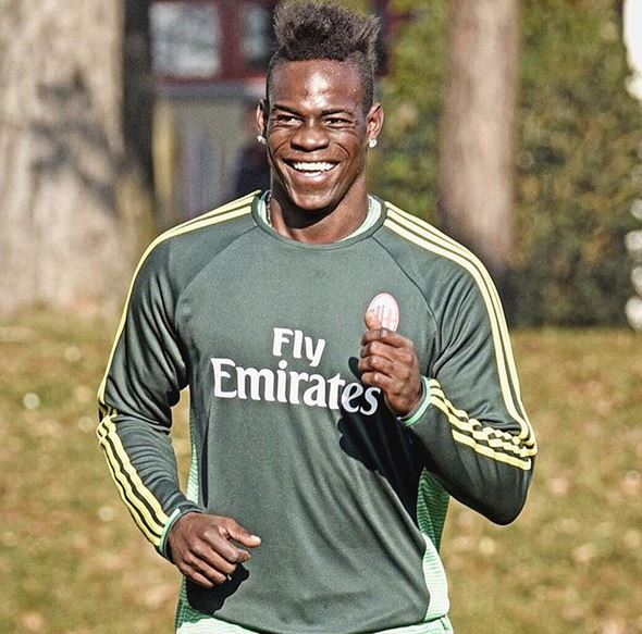 Milan, Balotelli vola a Monaco in Germania prima del rientro Milan, Balotelli vola a Monaco in Germania prima del rientro