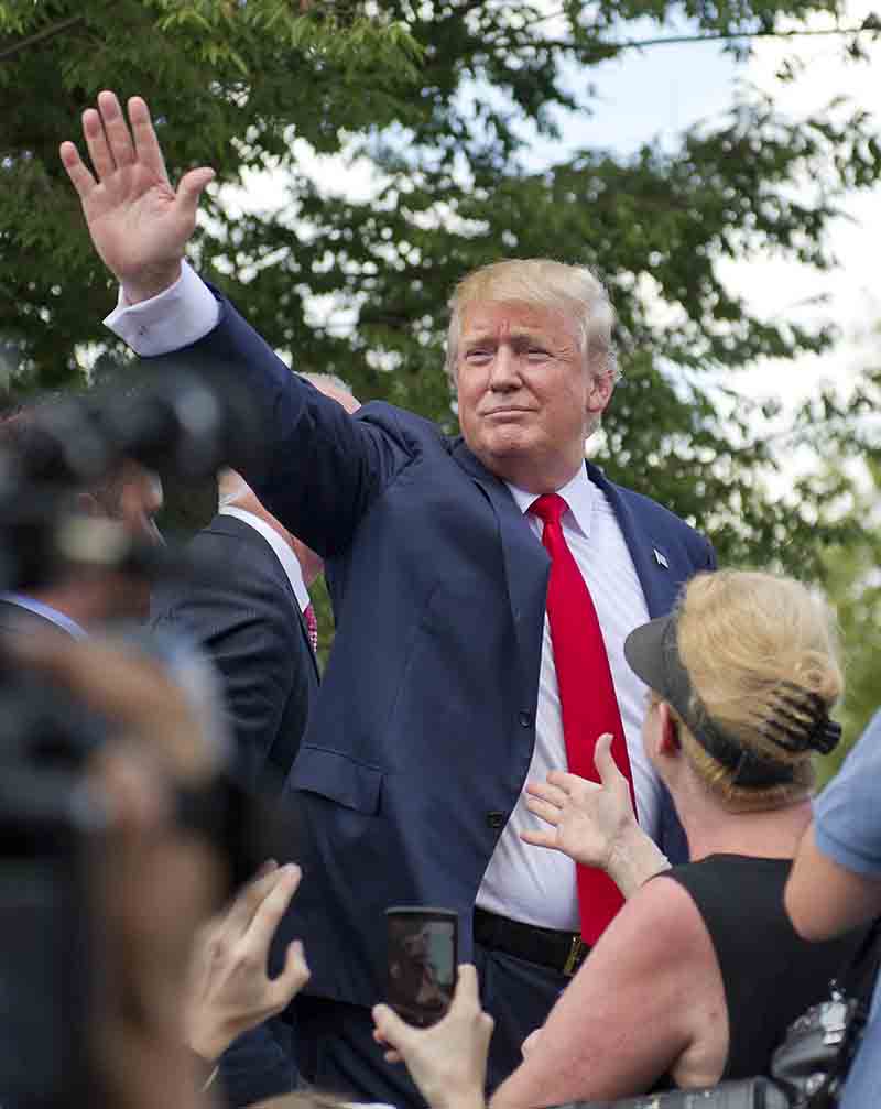 Usa 2016: l’Isis monopolizza il dibattito Gop. Tutti contro Trump