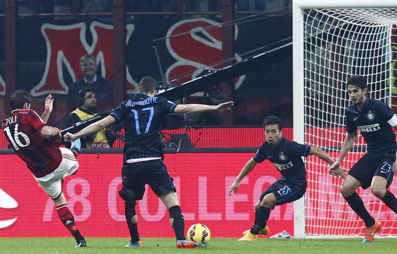 Milan e Inter: alta tensione per lo stadio di San Siro Milan e Inter: alta tensione per lo stadio di San Siro