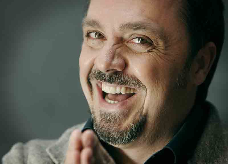Gabriele Cirilli in teatro con #Taleequaleame Gabriele Cirilli in teatro con #Taleequaleame