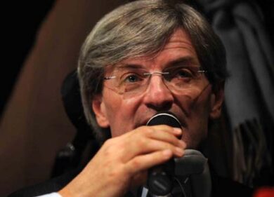 La parola rimpasto spaventa Maroni: “Melazzini? Non ce ne è bisogno”
