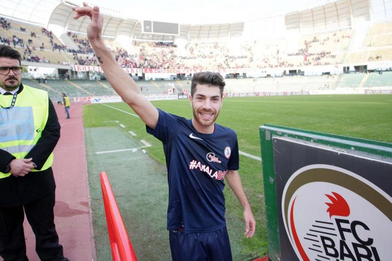 Bari calcio nuovo… Chelsea? Ecco i cinesi: “Chiudiamo entro febbraio” Bari calcio nuovo… Chelsea? Ecco i cinesi: “Chiudiamo entro febbraio”