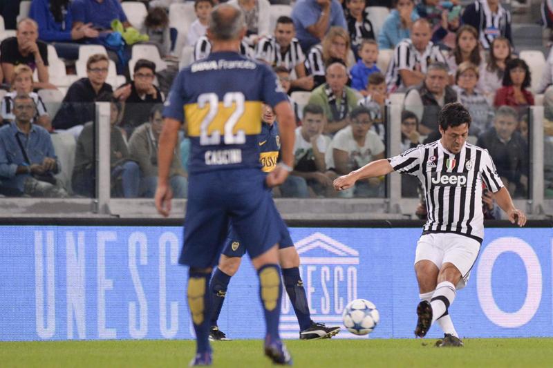 Camoranesi ci riprova da mister: l’ex della Juventus allenerà il Tigre Camoranesi ci riprova da mister: l’ex della Juventus allenerà il Tigre