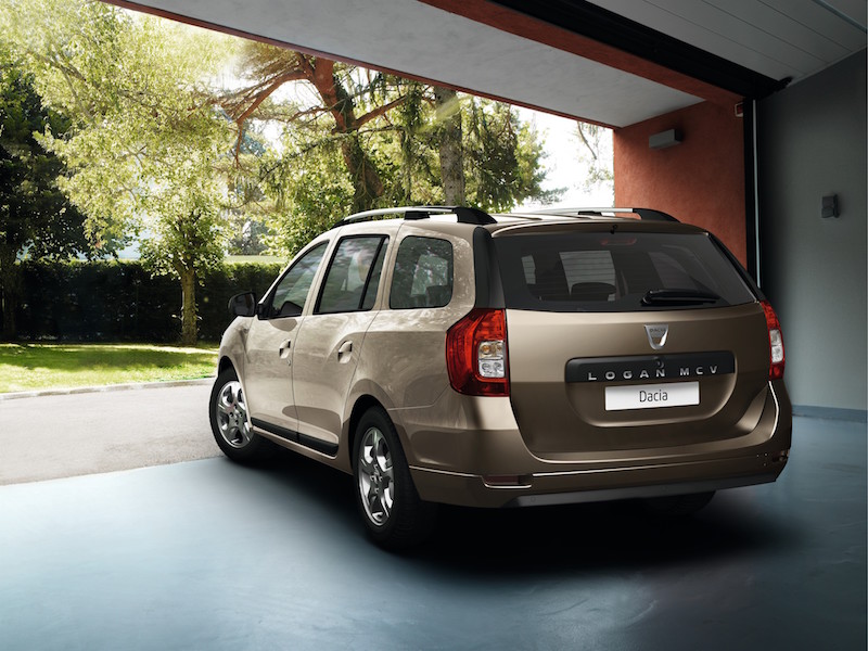 Dacia Sandero Stepway turbo GPL, lo stile di un SUV e la praticità di una berlina di famiglia Dacia Sandero Stepway turbo GPL, lo stile di un SUV e la praticità di una berlina di famiglia