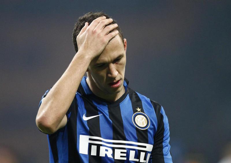 Inter, Melo fa i regali alla Lazio. Mancio: “Abbiamo fatto tutto da soli” Inter, Melo fa i regali alla Lazio. Mancio: “Abbiamo fatto tutto da soli”