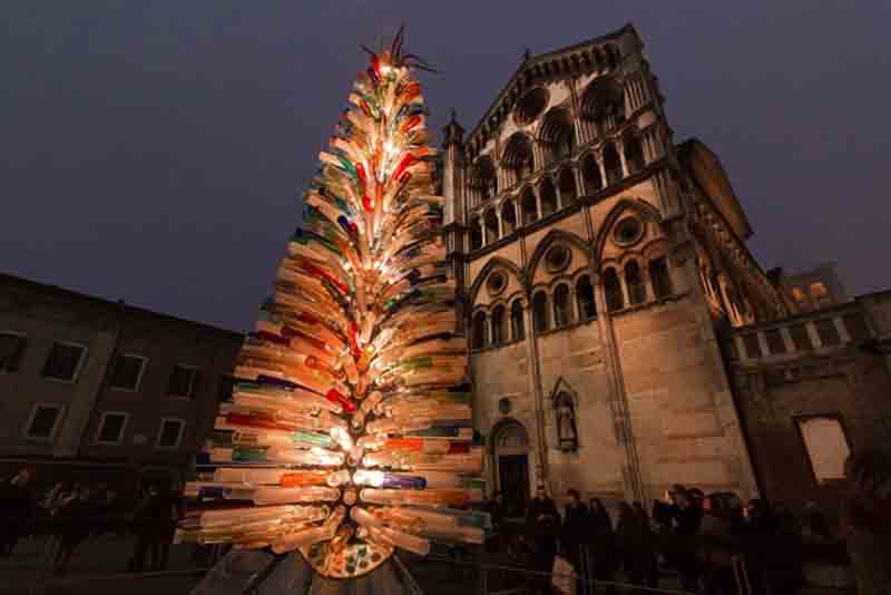 Natale, gli alberi più belli d’Italia: LE IMMAGINI