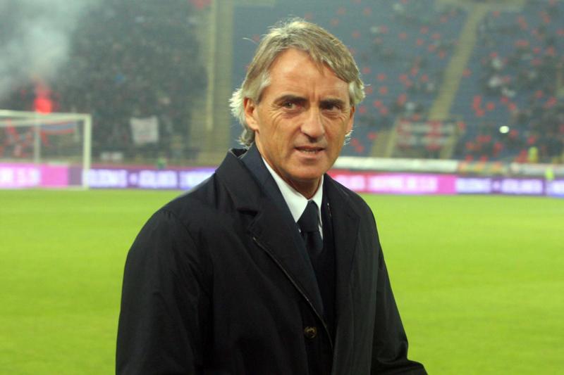 Chelsea, Abramovic pensa a Mancini dopo il traghettatore Hiddink Chelsea, Abramovic pensa a Mancini dopo il traghettatore Hiddink