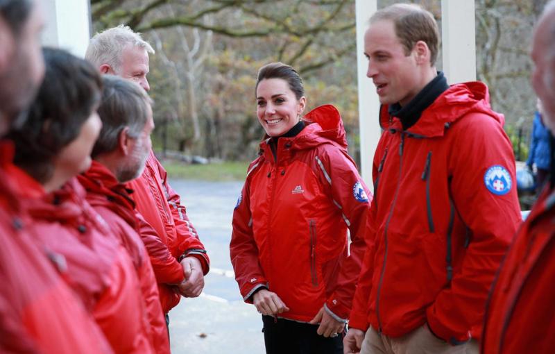 Kate Middleton, la Regina e l’allarme Isis: perché hanno paura Kate Middleton, la Regina e l’allarme Isis: perché hanno paura