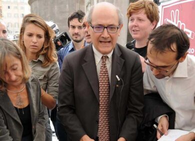 Chi sono i “delinquenti” che hanno devastato Roma. L’ira dell’urbanista: “Politici e costruttori, è colpa loro”