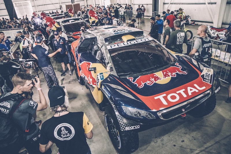 Dakar2016: Sainz e la Peugeot 2008 DKR secondi nel prologo Dakar2016: Sainz e la Peugeot 2008 DKR secondi nel prologo